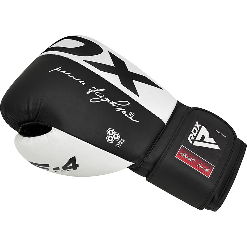 BLACK/ WHITE